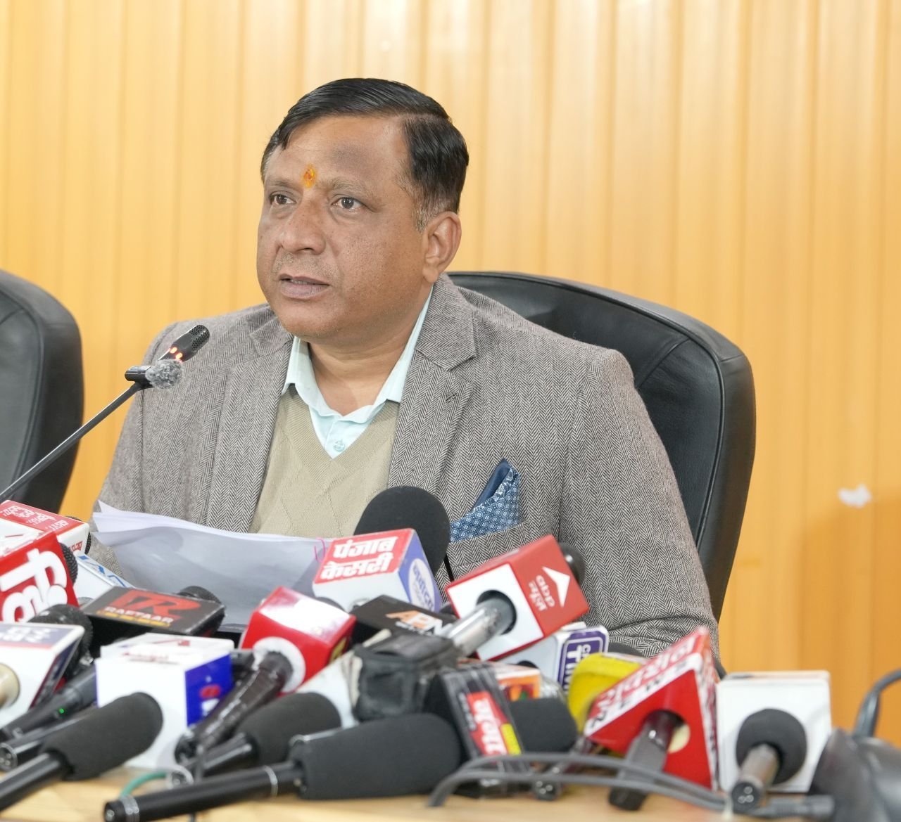साईकिल या सार्वजनिक परिवहन से ऑफिस आएंगे सूचना विभाग के अधिकारी-कर्मचारी…